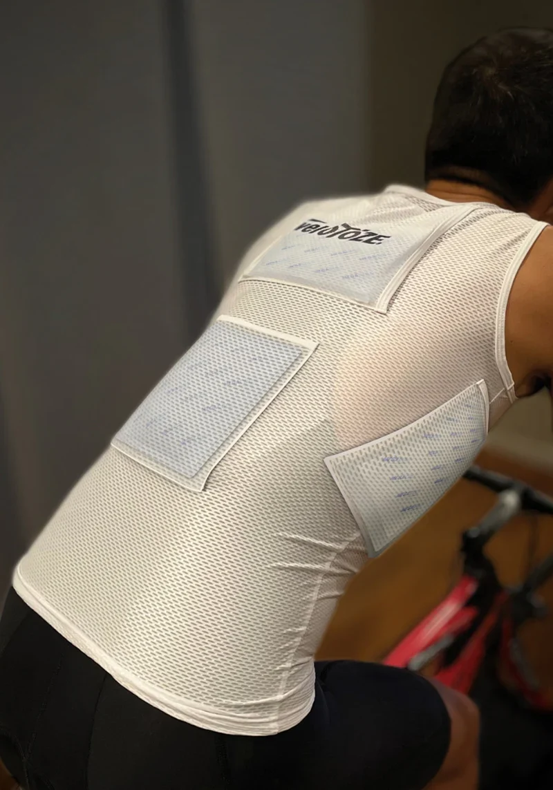 Gilet rafraîchissant avec sachets réfrigérants