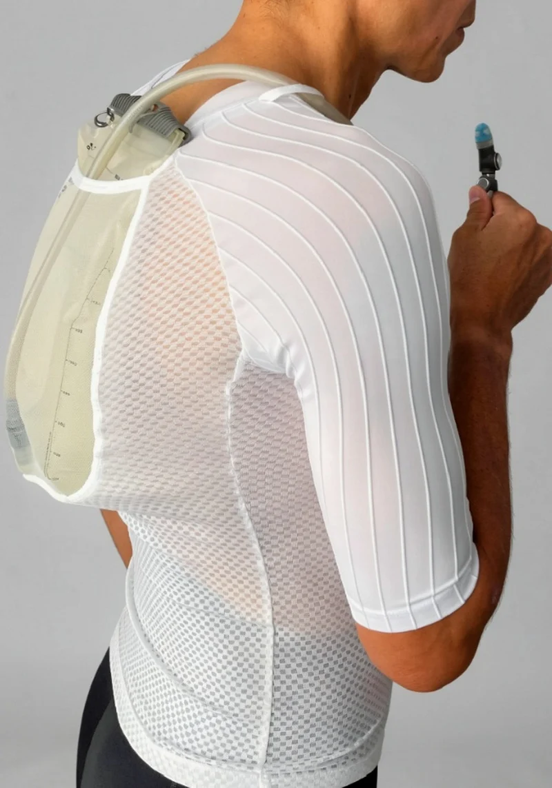 Gilet AeroFlow HydroVest avec réservoir HydraPak DSL de 2 litres