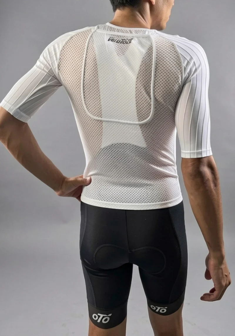 Gilet AeroFlow HydroVest avec réservoir HydraPak DSL de 2 litres