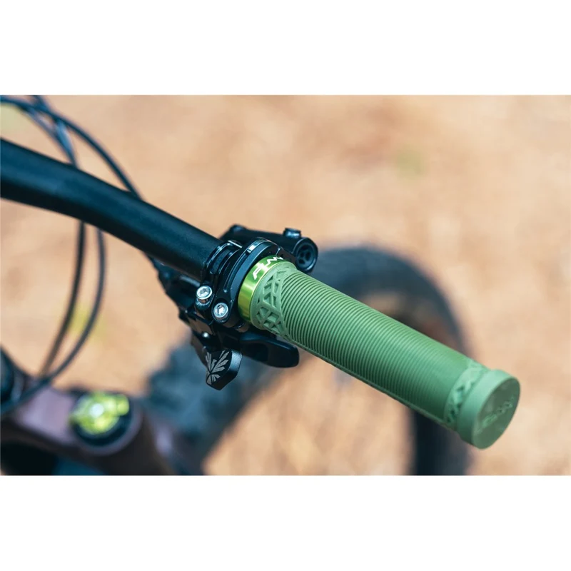 FUNN Grips - HILT NEW