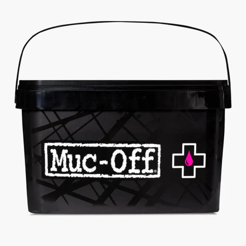 Muc-Off Bicycle Cleaning Kit 8 in 1-Cleaner, Sponge, Brushes, Spray