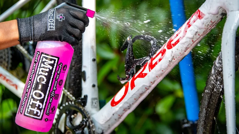 Muc-Off Bike Care Essential 5 Pc Kit-Cleaner, Protect, Brush, Sponge