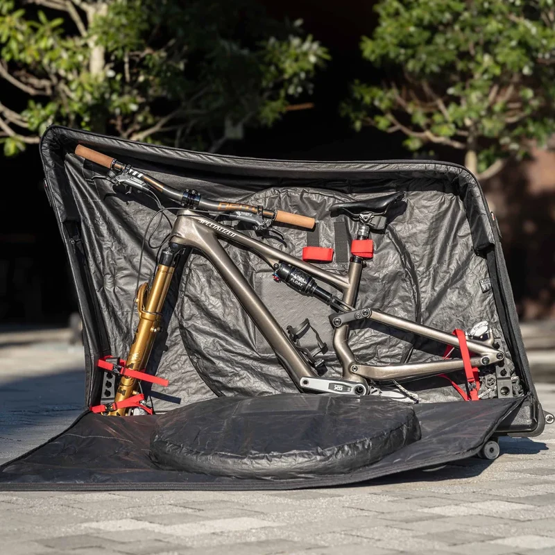 EVOC MOUNTAIN BIKE BAG PRO