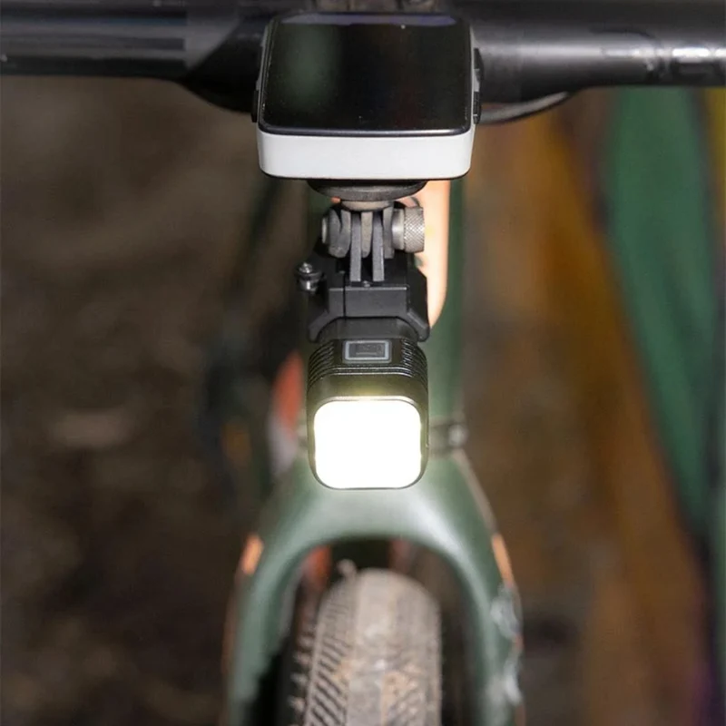 Éclairage LED avant vélo Knog Blinder Pro 1400