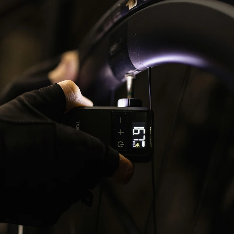 Mini compresseur Topeak E-Booster Digital Mini