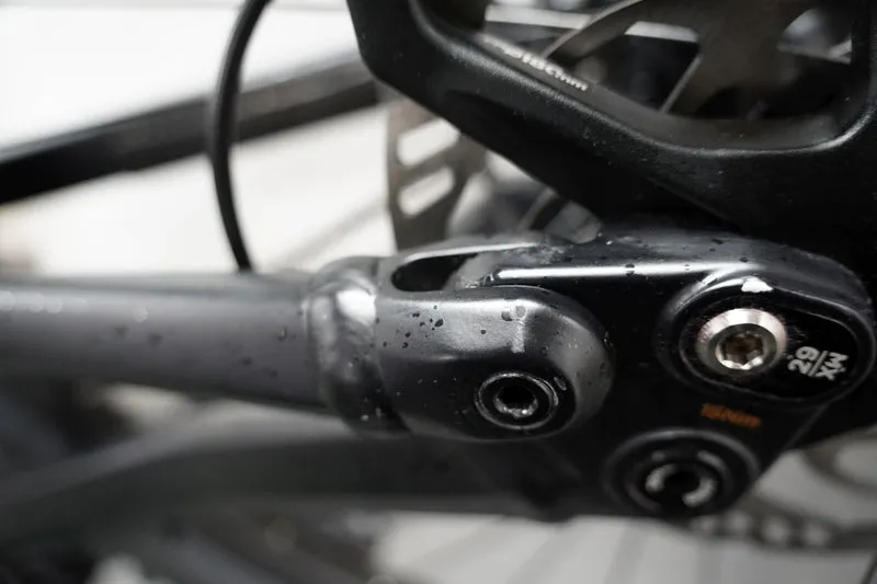 Ex Demo - Polygon Collosus N8 Carbon - Enduro Mountain Bike M2
