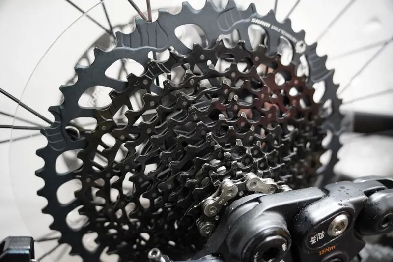 Ex Demo - Polygon Collosus N8 Carbon - Enduro Mountain Bike M2