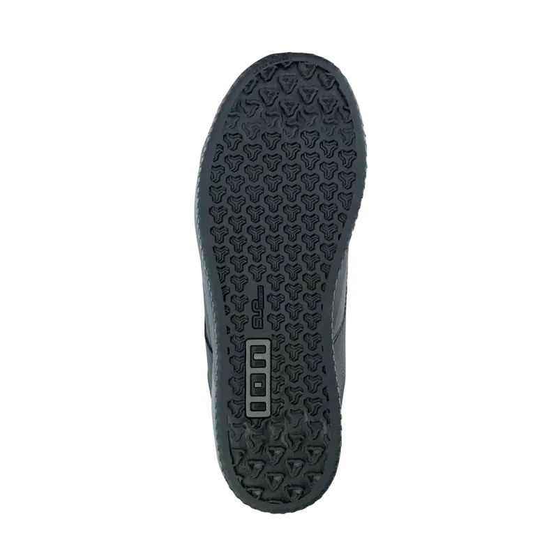 ION Scrub Amp Flat Shoes