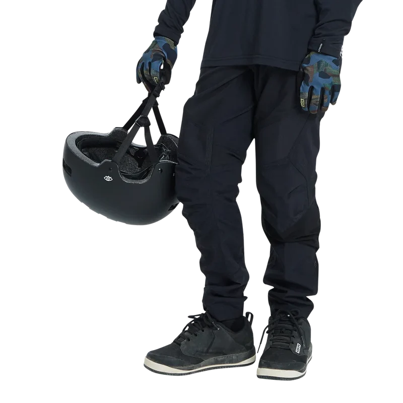 ION Scrub Amp BAT Pants Youth