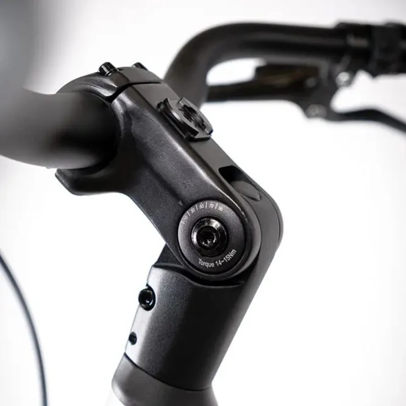 Vélo électrique avec clignotants intégrés Ellipse E2ST Courroie Fourche Rigide