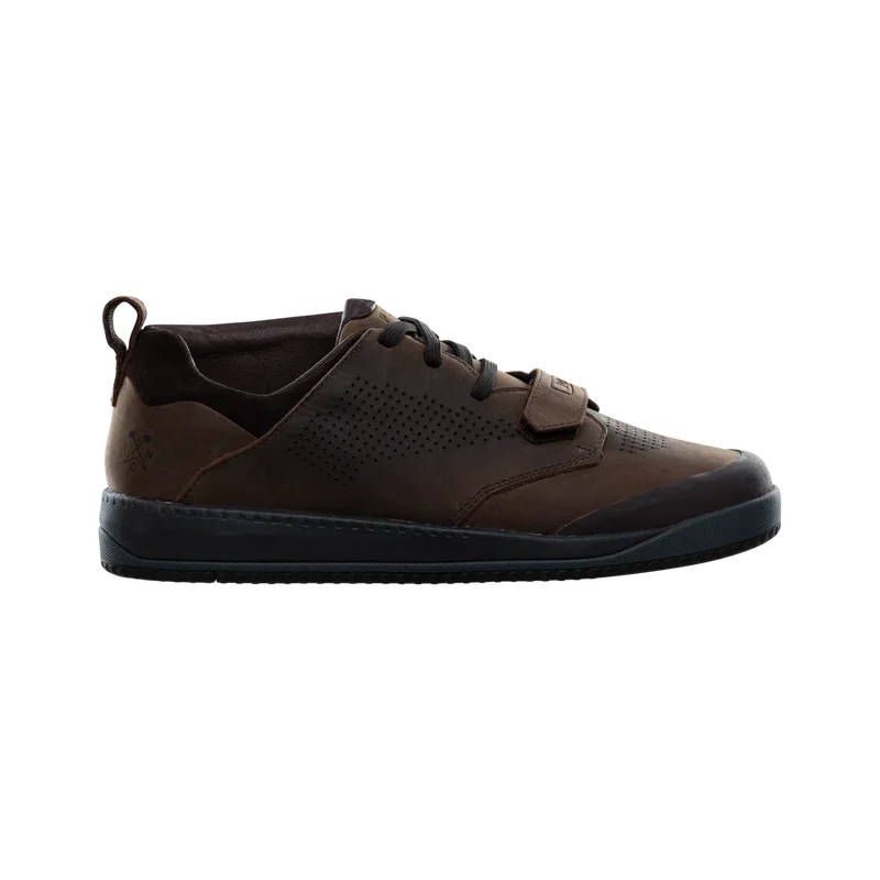 ION Scrub Flat Select Shoes