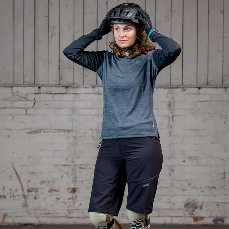 iXS Carve EVO Womens Shorts