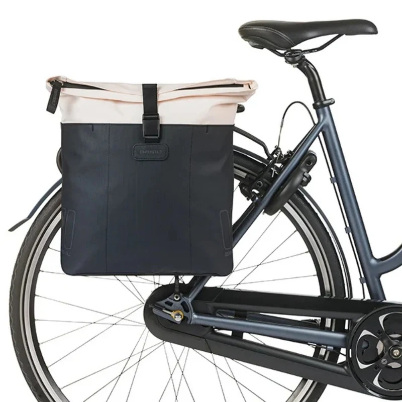 Sacoche vélo double étanche Basil Vive pour porte-bagages
