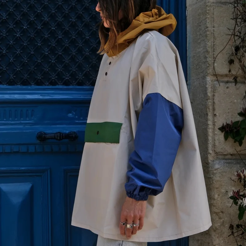 Poncho de pluie court Poule party Old School