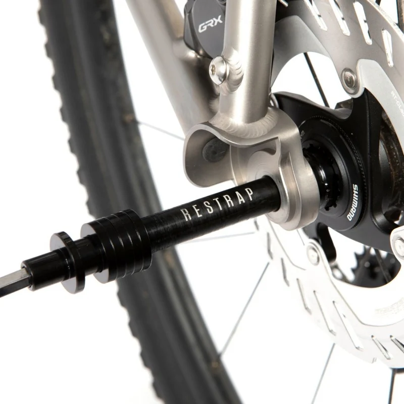 Axe traversant Restrap Switch axle pour porte-bagages vélo Switch Rack