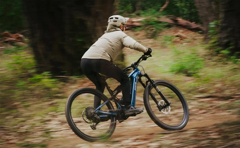 Aventon Current ADV – Dual-Suspension eMTB
