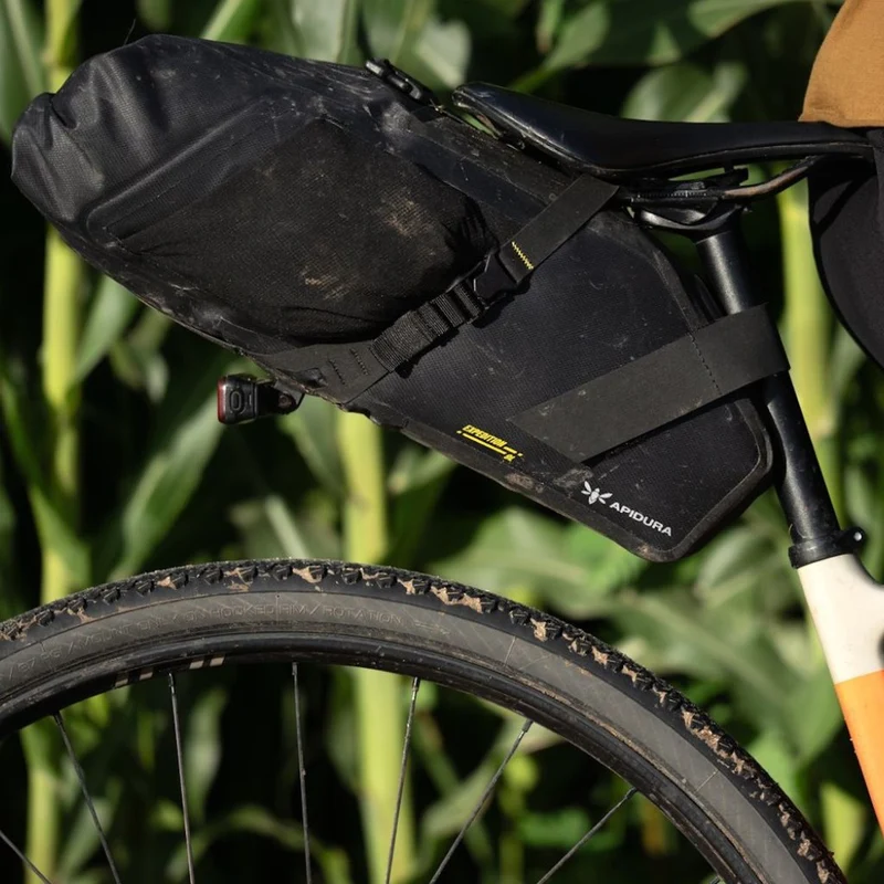 Sacoche de selle bikepacking Apidura Expedition