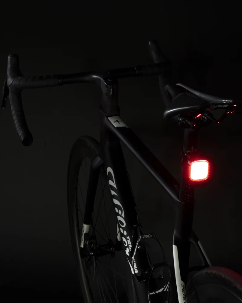 Force COB 75 / 25 LM USB-C Light Set