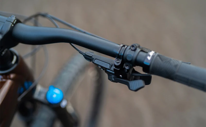 Polygon Collosus T8 – All-Mountain Bike
