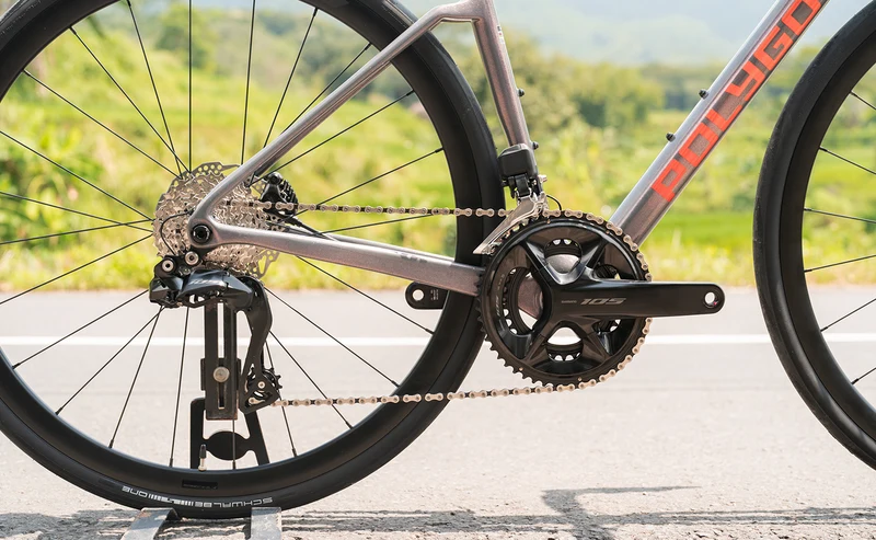 Polygon Strattos 7 - 105 Di2 Carbon Endurance Bike