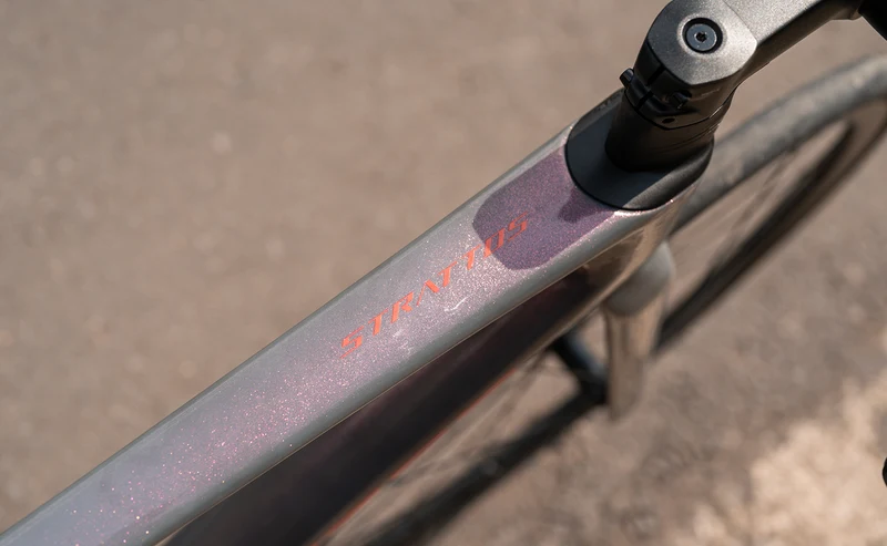 Polygon Strattos 7 - 105 Di2 Carbon Endurance Bike