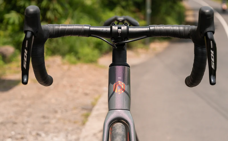 Polygon Strattos 7 - 105 Di2 Carbon Endurance Bike