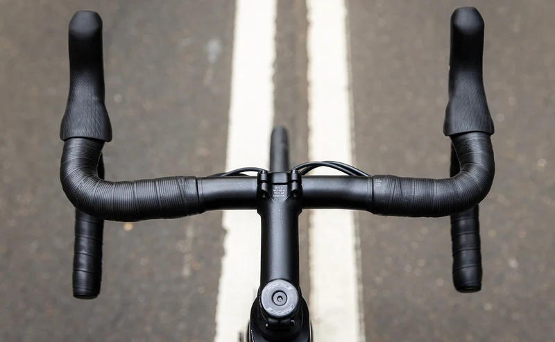 Polygon Strattos 7 - 105 Carbon Endurance Bike