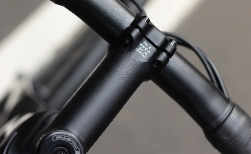 Polygon Strattos 7 - 105 Carbon Endurance Bike