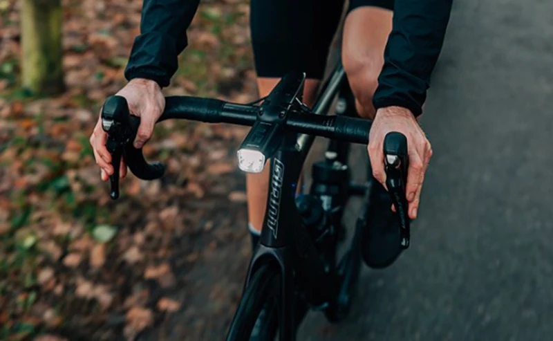 MAGICSHINE Front Light - ALLTY 2500S - Garmin and GoPro Mounts included - USB