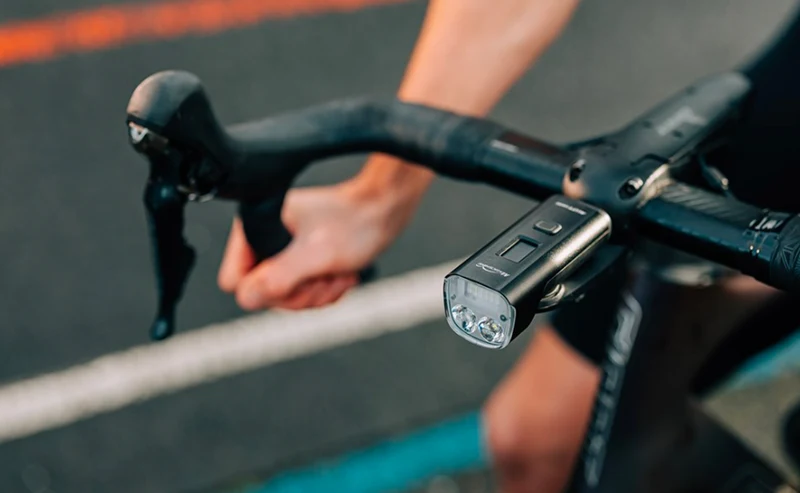 MAGICSHINE Front Light - ALLTY 2500S - Garmin and GoPro Mounts included - USB