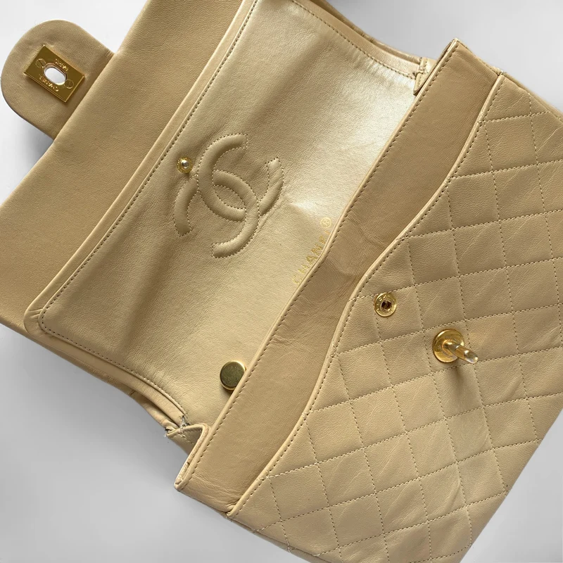 Chanel Classic Flap Bag Cuir d'agneau haut de gamme