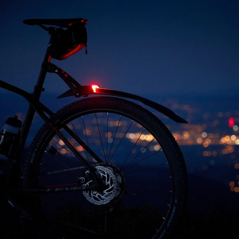 Garde boue vélo avec éclairage intégré SKS Nightblade 26 à 27,5 pouces