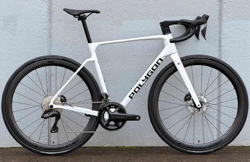 Polygon Strattos C8 - Ultegra Di2 Carbon Endurance Bike
