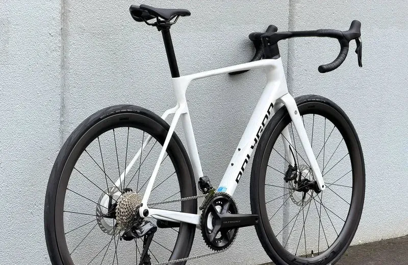 Polygon Strattos C8 - Ultegra Di2 Carbon Endurance Bike