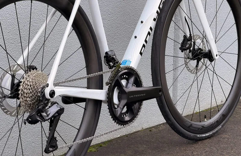 Polygon Strattos C8 - Ultegra Di2 Carbon Endurance Bike