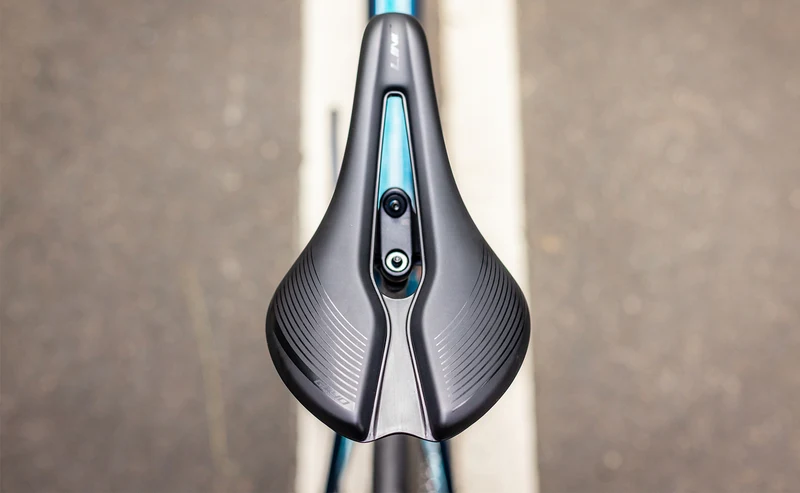 Polygon Strattos C7 - 105 Di2 Carbon Endurance Bike