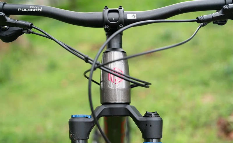 Polygon Xtrada 6 - Mountain Bike [New]