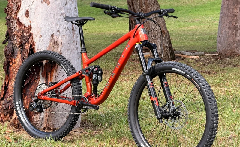 Marin Rift Zone 27.5 XR - Mountain Bike