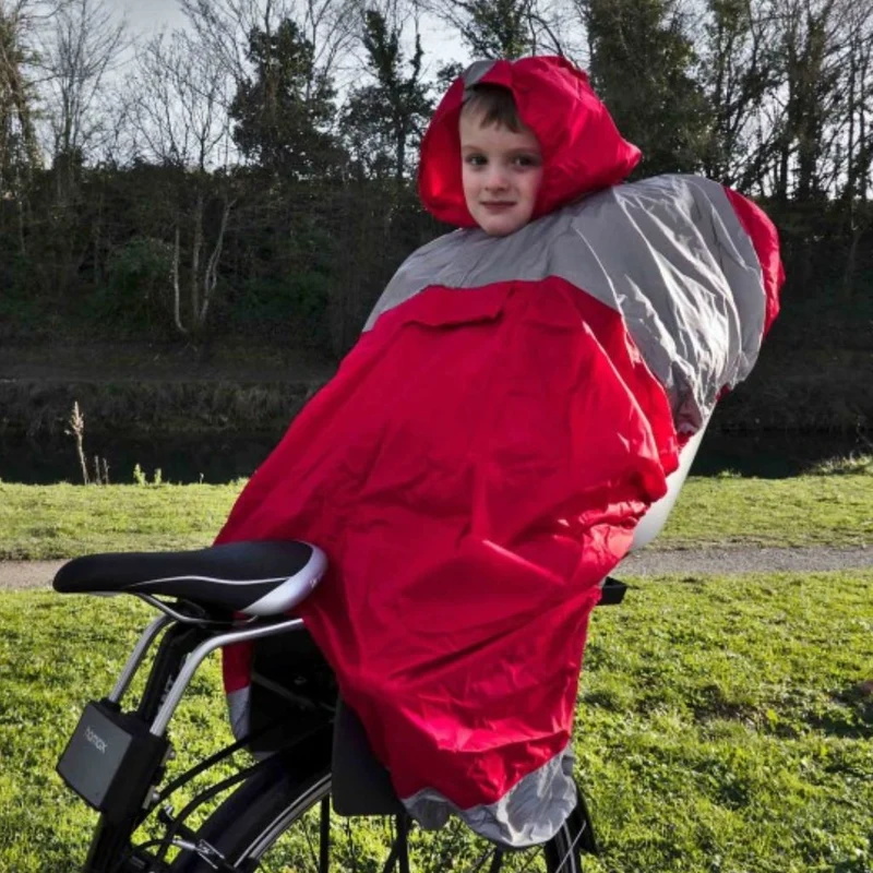 Poncho imperméable pour enfant sur porte-bébé vélo R FLECT