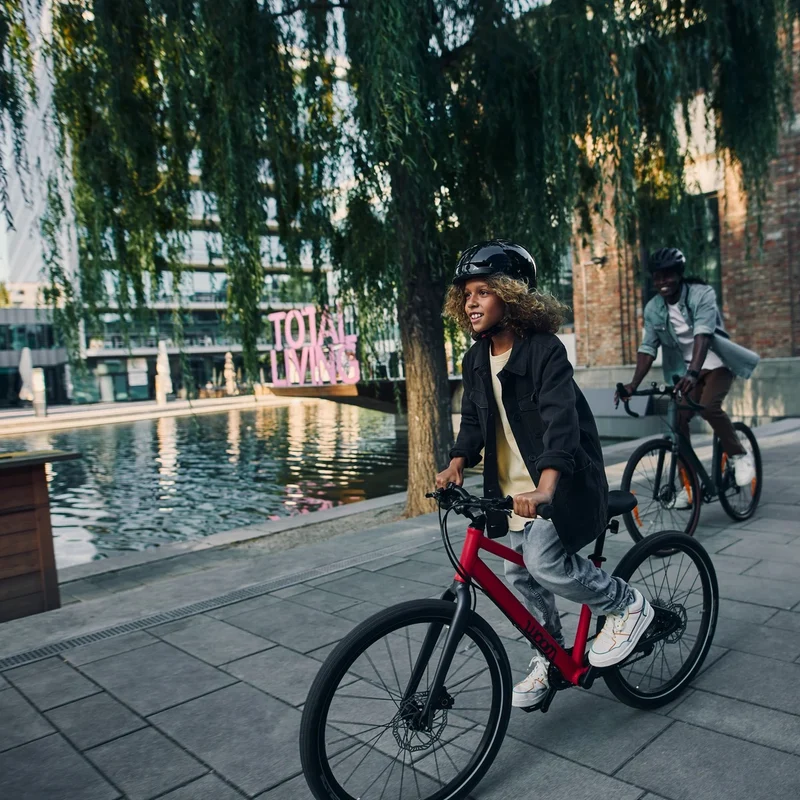 Vélo enfant 20 pouces 6 à 8 ans Woom Explore 4 tout-chemin