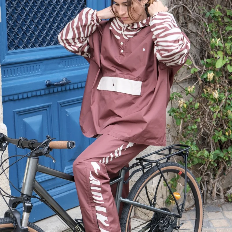 Poncho de pluie court Poule Party adulte Chocolate Zebra