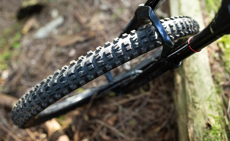 Polygon Collosus T8 - Carbon All-Mountain Bike