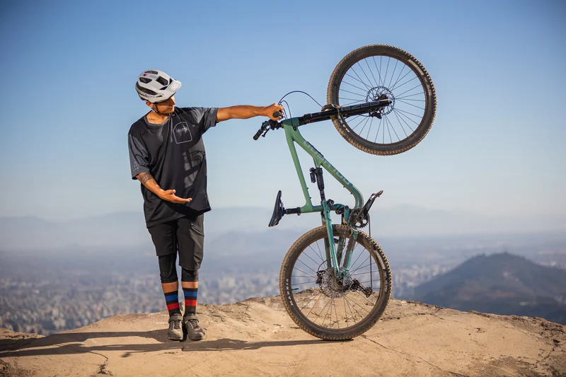 Polygon Collosus N7 - Enduro Mountain Bike