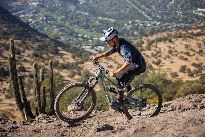 Polygon Collosus N7 - Enduro Mountain Bike