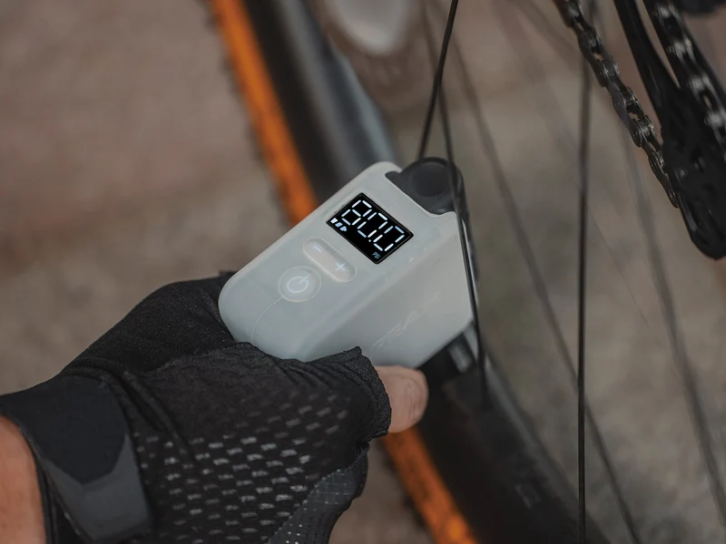 Topeak E-Booster Digital - Electric Bike Pump