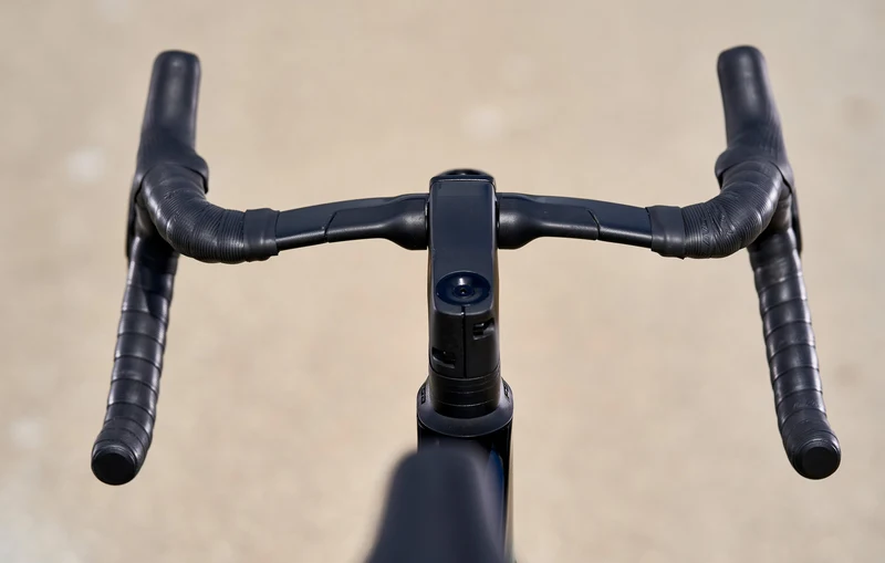 2025 Polygon Helios Carbon Stem