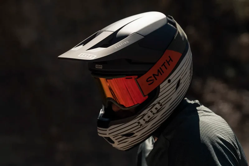 ION Scrub Amp Full Face Downhill Helmet
