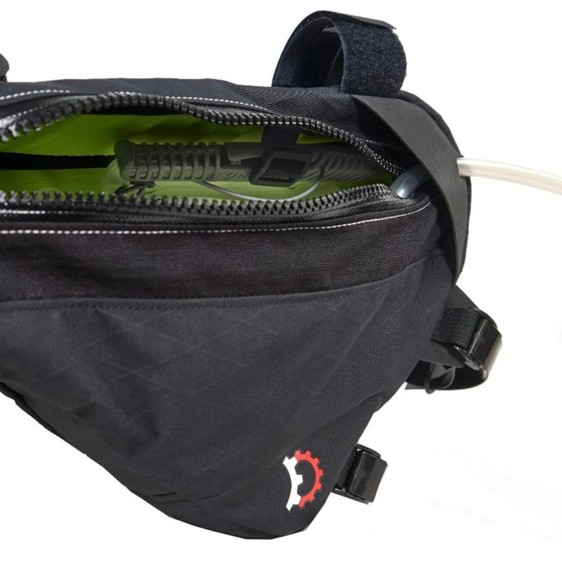 Sacoche de cadre Revelate Designs Sandur avec poche à eau