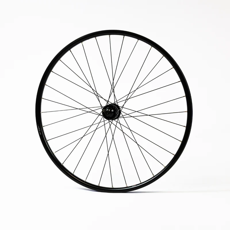 Roue avant de 28 pouces avec moyeu dynamo Shutter Précision - disque 9mm