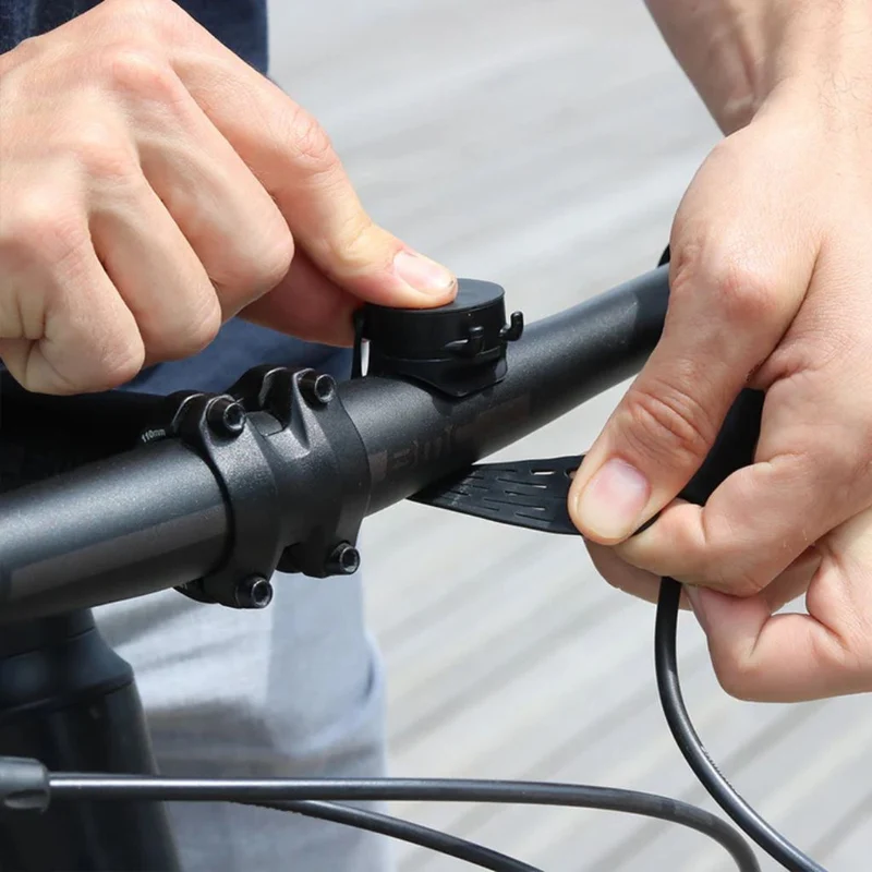 Etui étanche smartphone pour vélo avec support aimanté Shapeheart